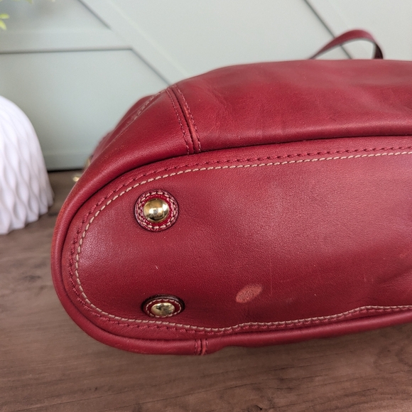 Vintage Coach Gallery Red Leather Tote - Picture 12 of 16